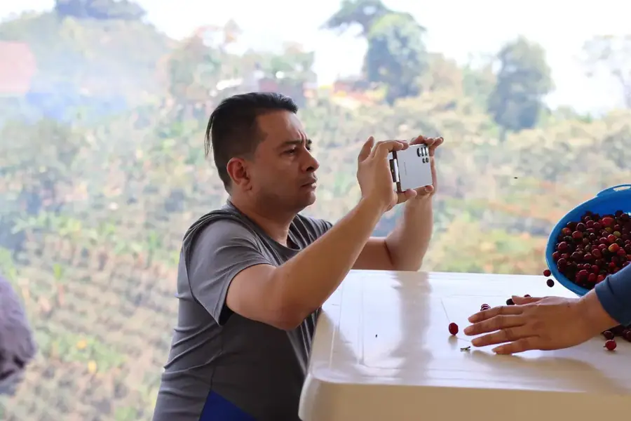 Fotografía y memoria de la producción cafetera